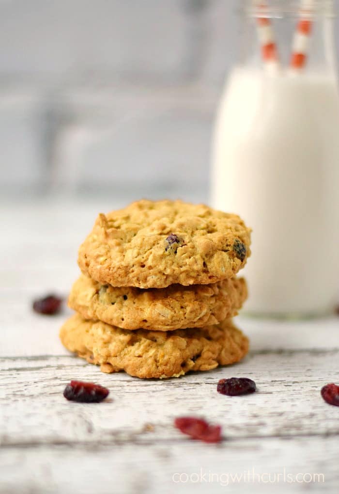 Cranberry White Chocolate Oatmeal Cookies and a big glass of milk! cookingwithcurls.com